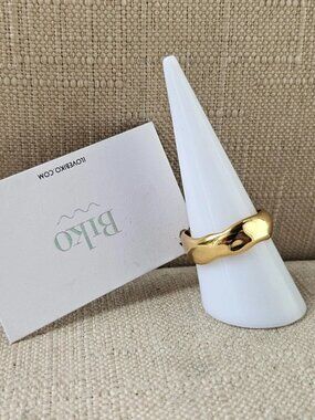 Biko Ring Gold Tone Wavi Rings Thick 14k gold Plated Size 9 Made Canada